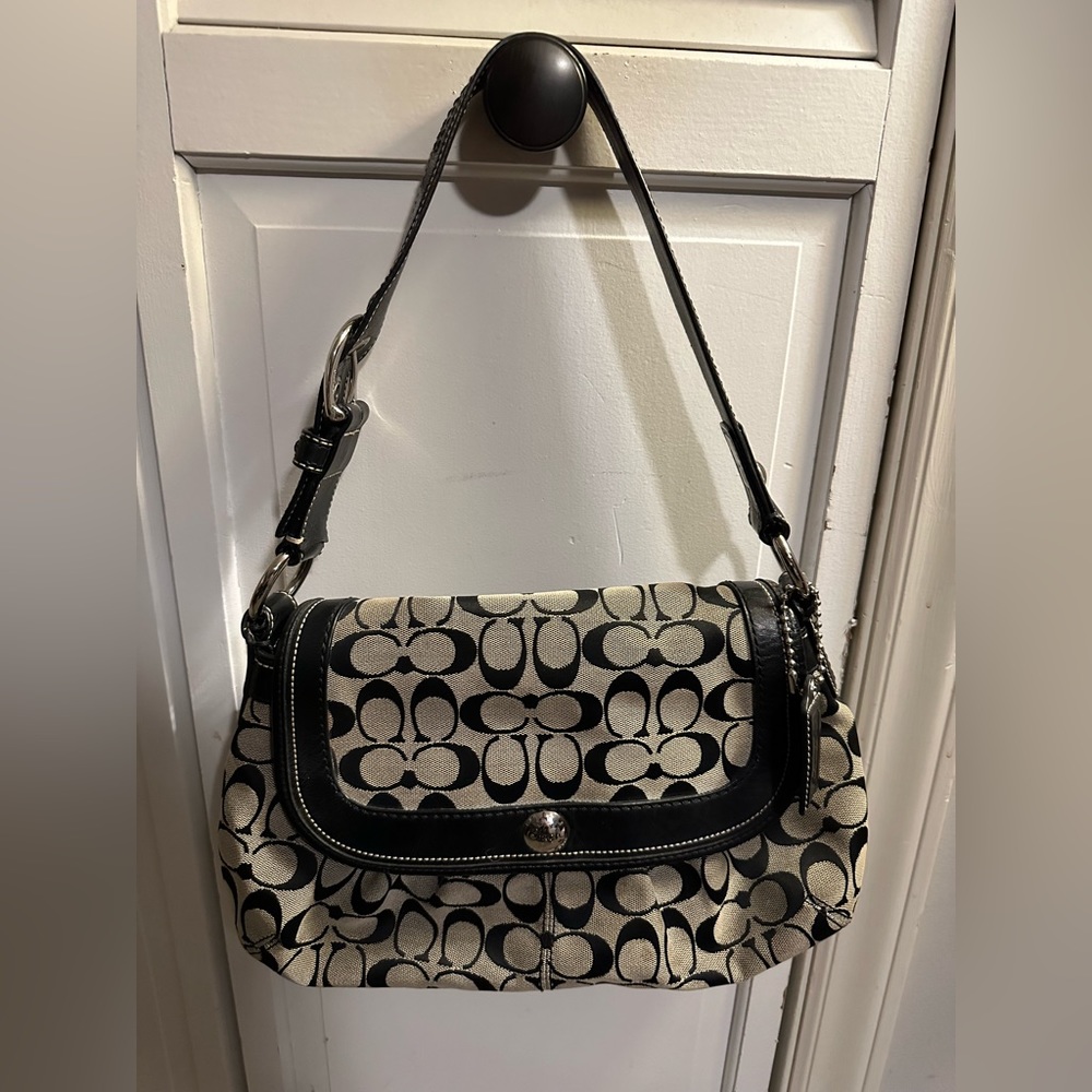 Coach Signature Shoulder Bag
